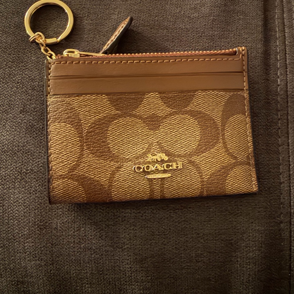 Coach Tan Card Holder with Keychain